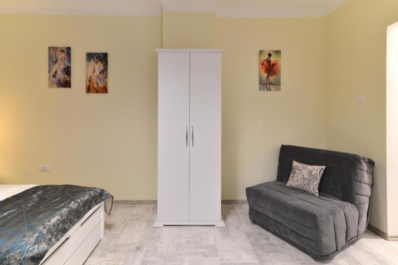 Elite Apartment Novi Sad Esterno foto