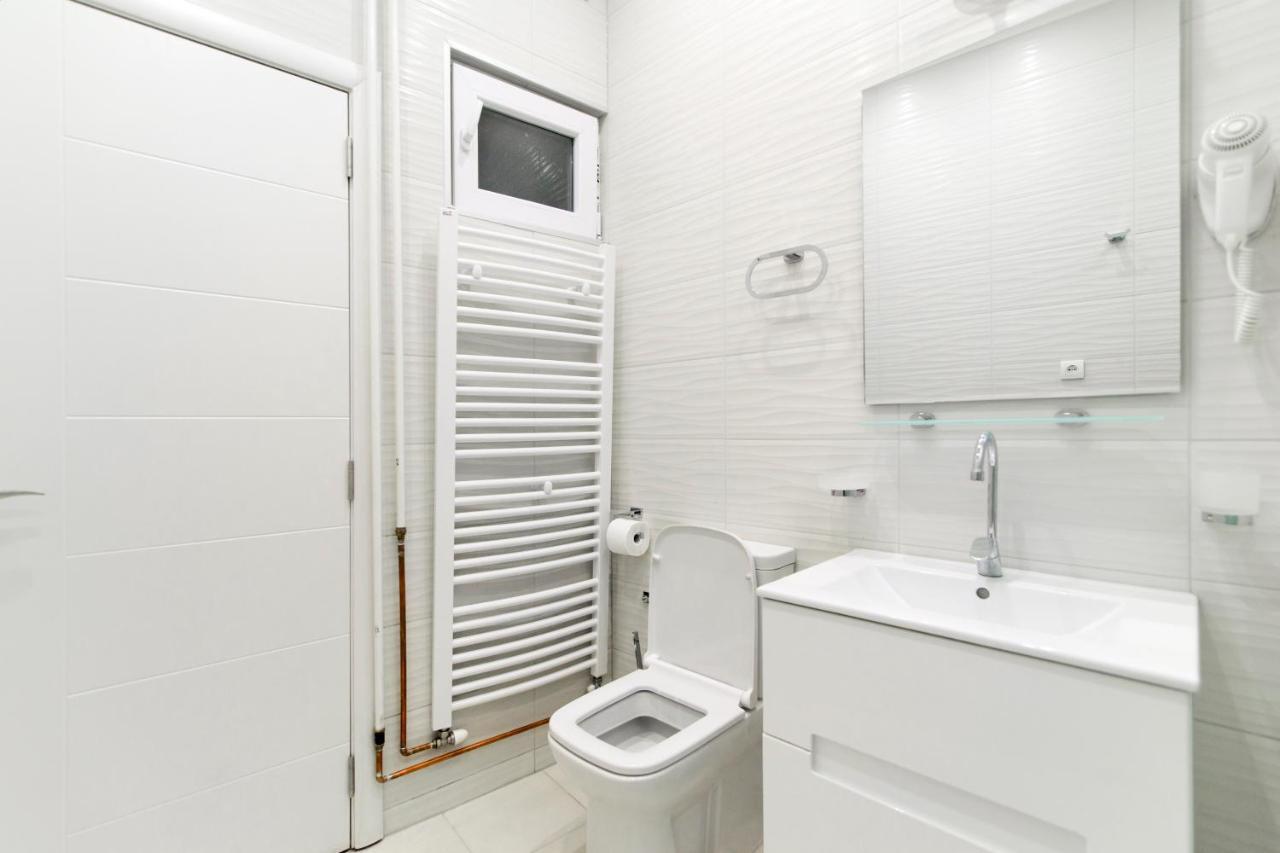 Elite Apartment Novi Sad Esterno foto